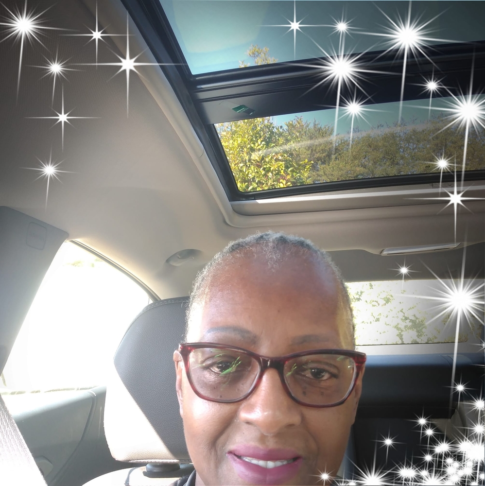 Meet your Posher, Jacqualine